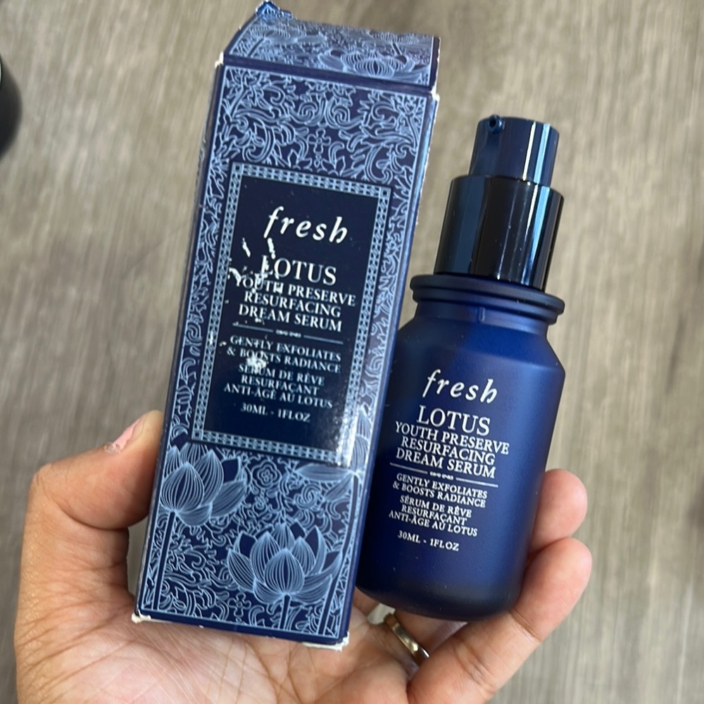 fresh Lotus Youth Preserve Resurfacing Dream Serum - Blue - Picture 2 of 3
